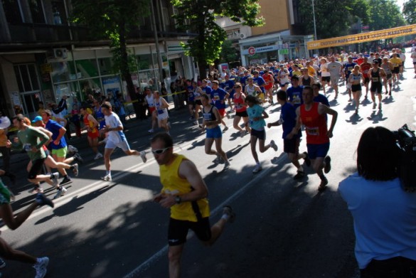 Skopski maraton 2010 fotografija skopski09 585x391 Skopski maraton 2010