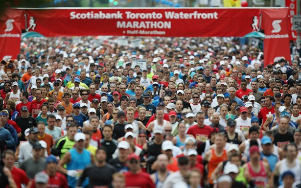 Toronto halfmarathon start 615x384  Toronto polumaraton 2012: Konačno se sve poklopilo!