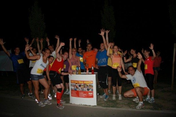 Nikada nisam mislio da trčanje može ovoliko da usreći čoveka fotografija noćni maraton 2012 615x410 Nikada nisam mislio da trčanje može ovoliko da usreći čoveka