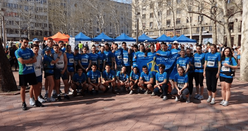 Maturanti maratonci menjamo Srbiju menjajući sebe maturanti maratonci 790x420 Maturanti maratonci menjamo Srbiju menjajući sebe