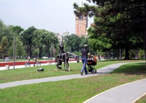 Пешаци на стази :S