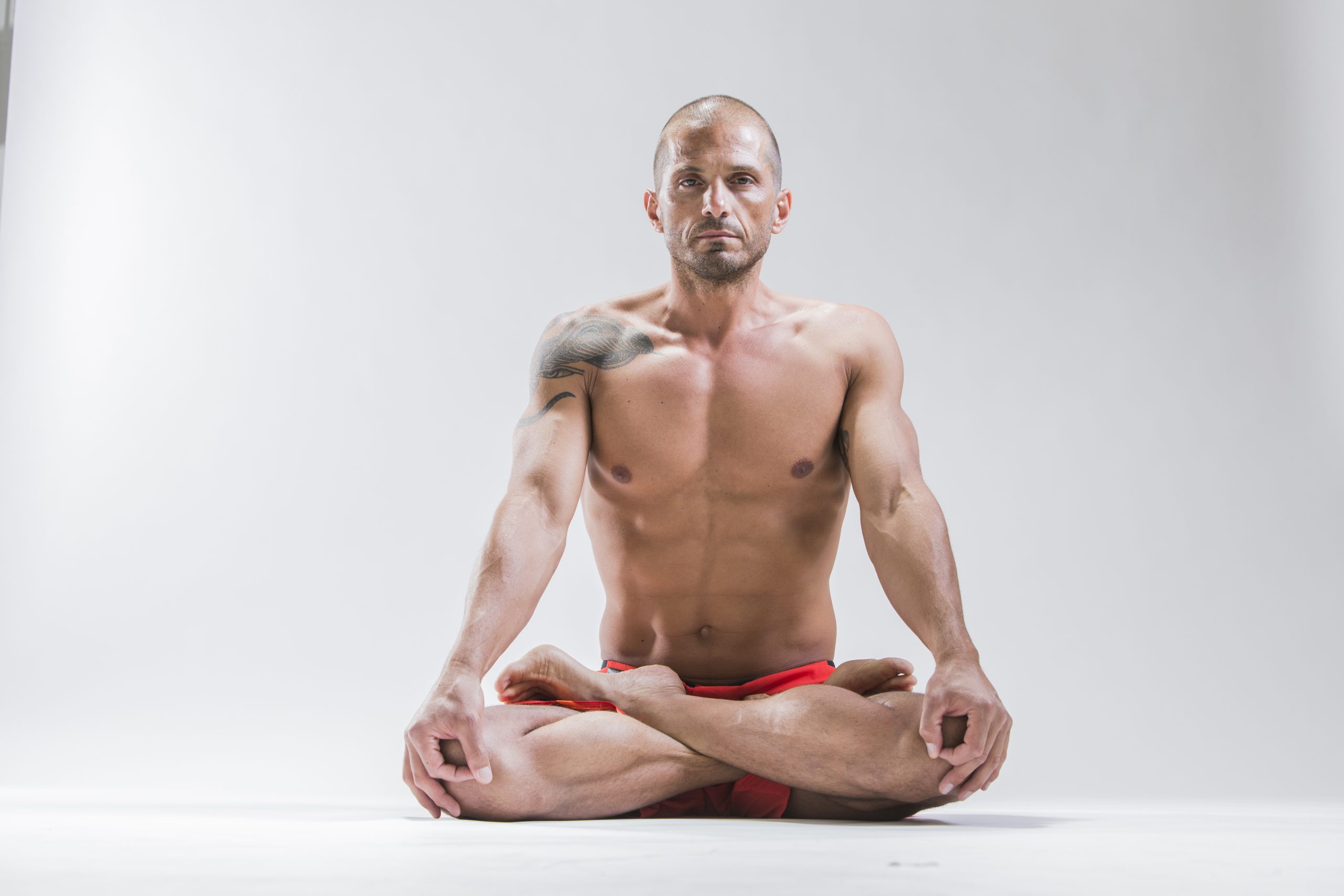 Poznati instruktor joge gost Beograda -prijavite se za besplatan trening