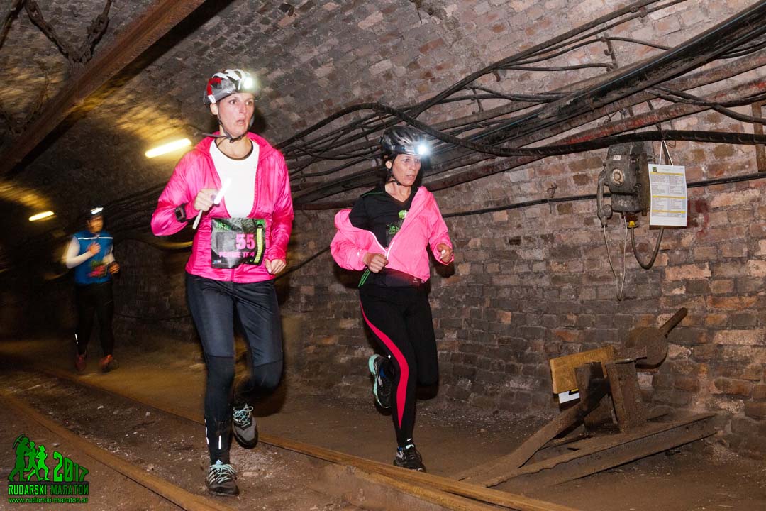 Trka u rudniku? Zvuči kao uzbudljiva ideja!