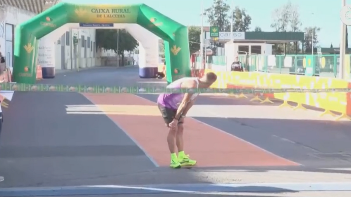 Prolazak kroz cilj može da sačeka! Španski trkač sačekao 30 sek pre nego što je prešao cilj