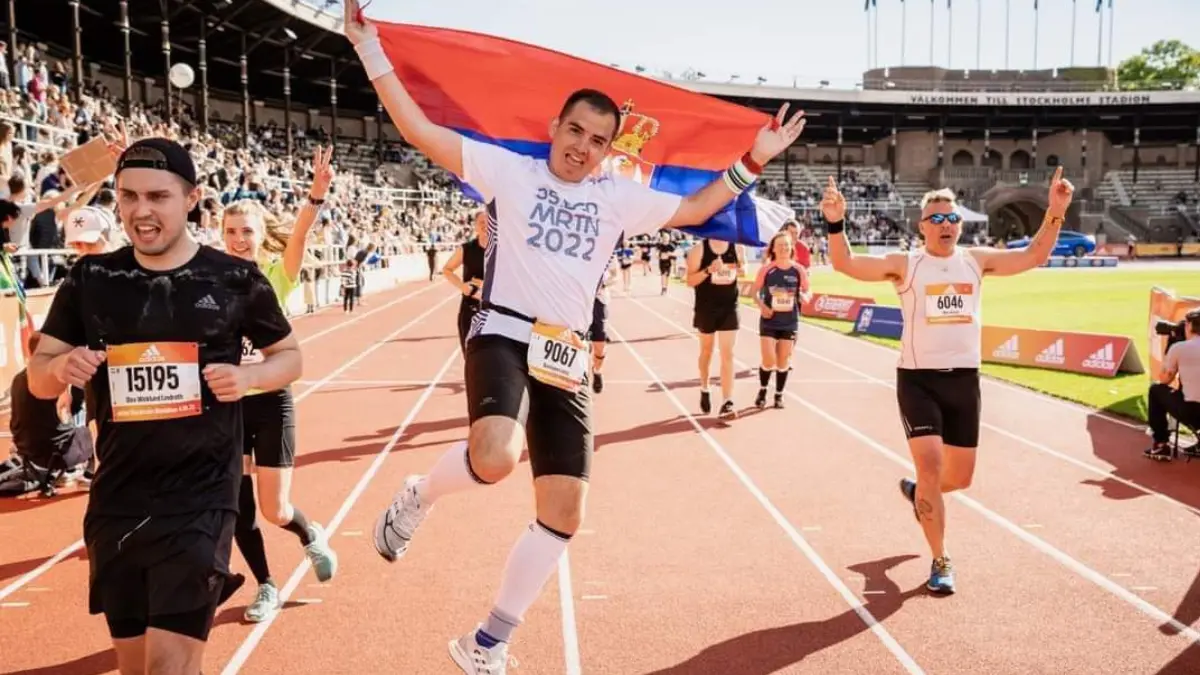 10. učešće na Beogradskom maratonu kao KUĆA: Bane Lončar najmlađi Srbin sa preko 100 polumaratona