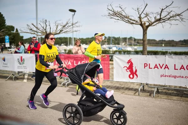 plava laguna porodična trka